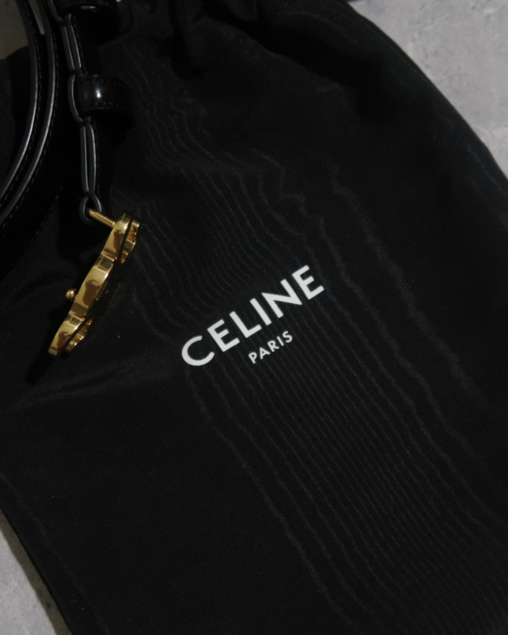 Celine Medium (1 inch) Triomphe Belt in Leather Black Size 80