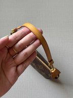 Louis Vuitton 2005 Monogram Pochette Accessoires Handbag