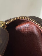 Louis Vuitton 2001 Monogram Amazone Crossbody Bag