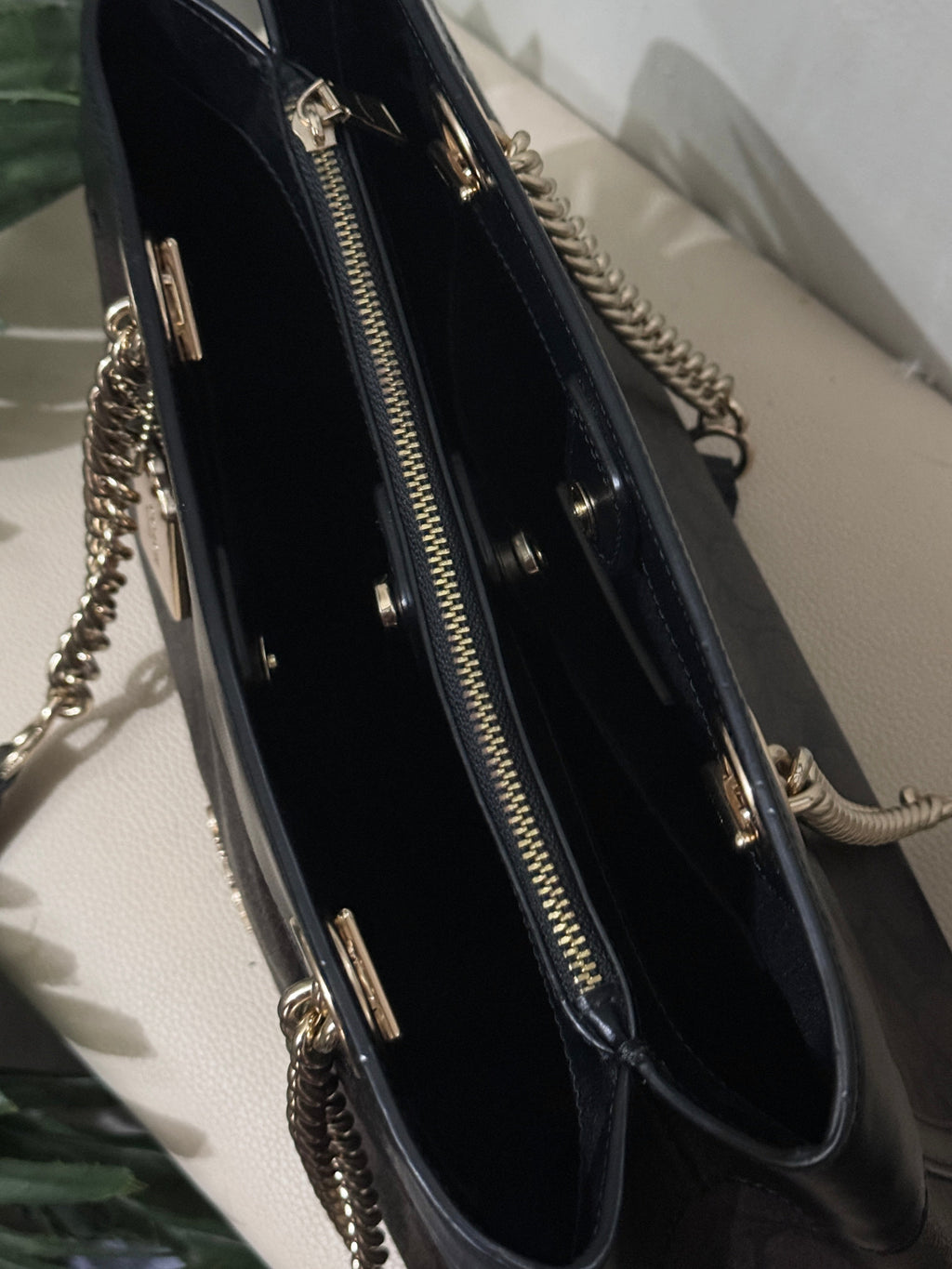 Coach Brooke Chain Carryall Shoulder Bag in Signature Canvas and Gold Hardware (Rare)