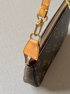 Louis Vuitton 2005 Monogram Pochette Accessoires Handbag