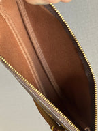 Louis Vuitton 2005 Monogram Pochette Accessoires Handbag