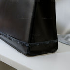 Gucci Vintage Black Leather and Gold Hardware Shoulder Bag