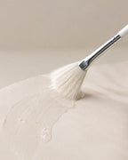 Mess-Free Facial Flat Fan Brush